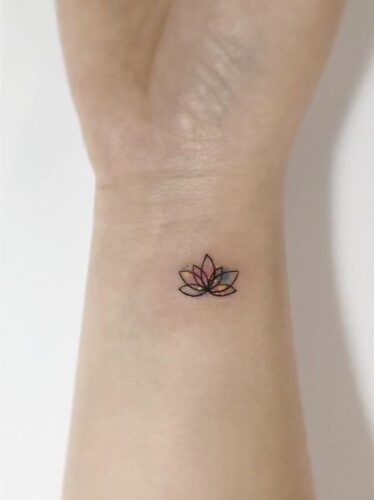 Tatuajes Flor de Loto | minitatuajes.com | Mini Tatuajes | Flickr