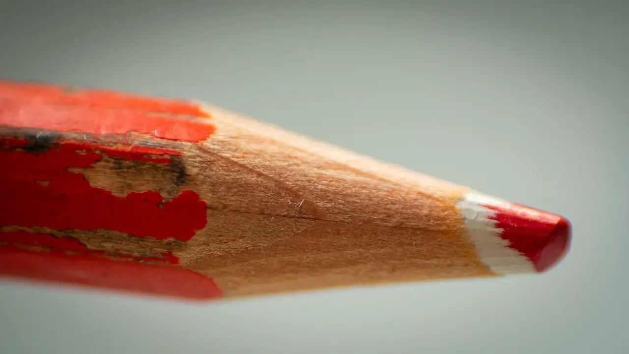 pencil colour red painting tip crayon zoom tip tip tip tip tip
