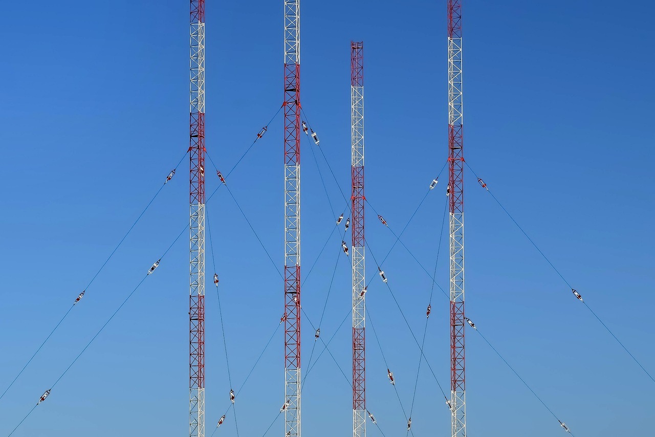 antenna transmission mast communication radio technology radio antenna radio mast telecommunications mast technology