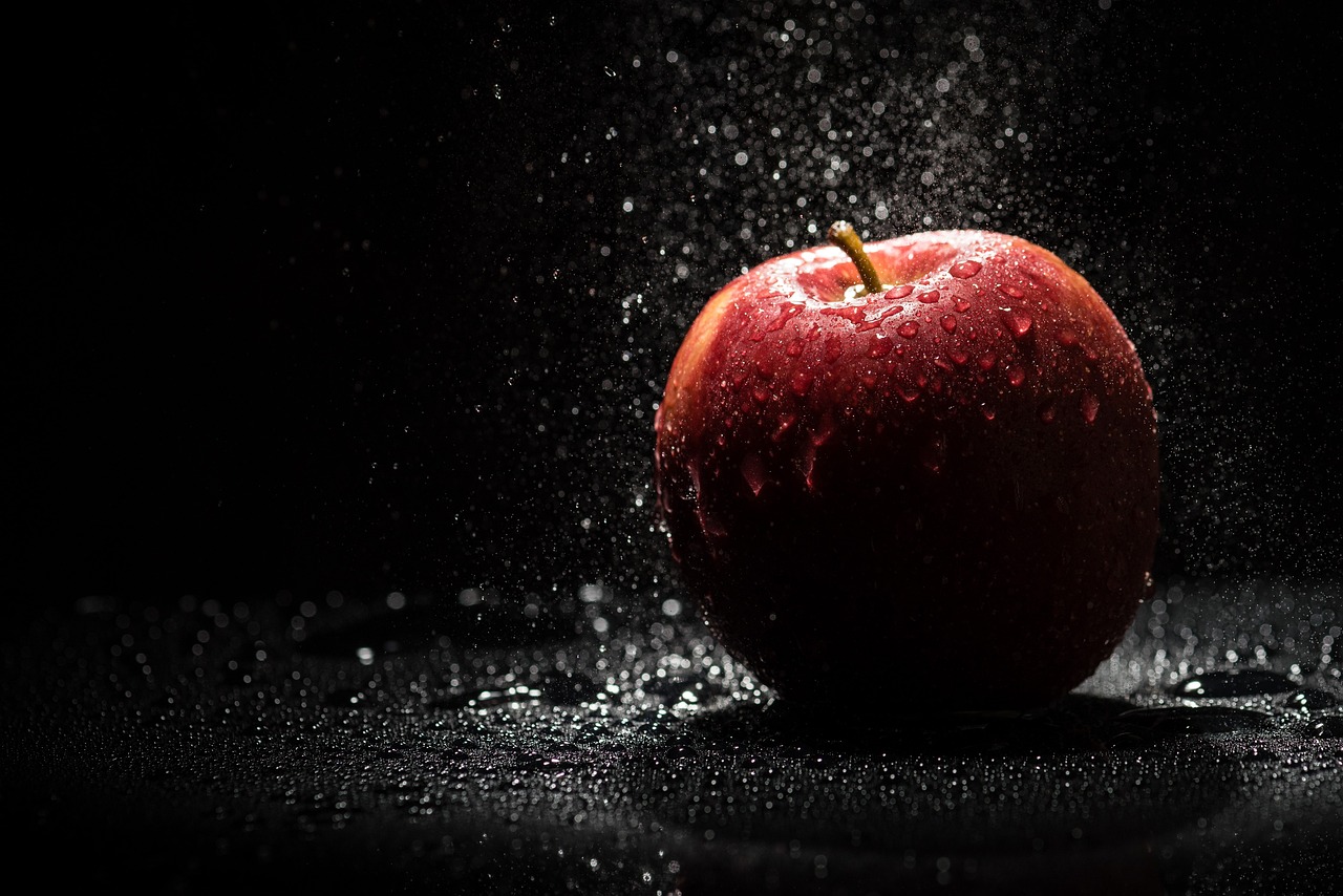 apple fruit water droplets food wet healthy nutrition vitamins organic nature garden closeup apple apple apple apple apple