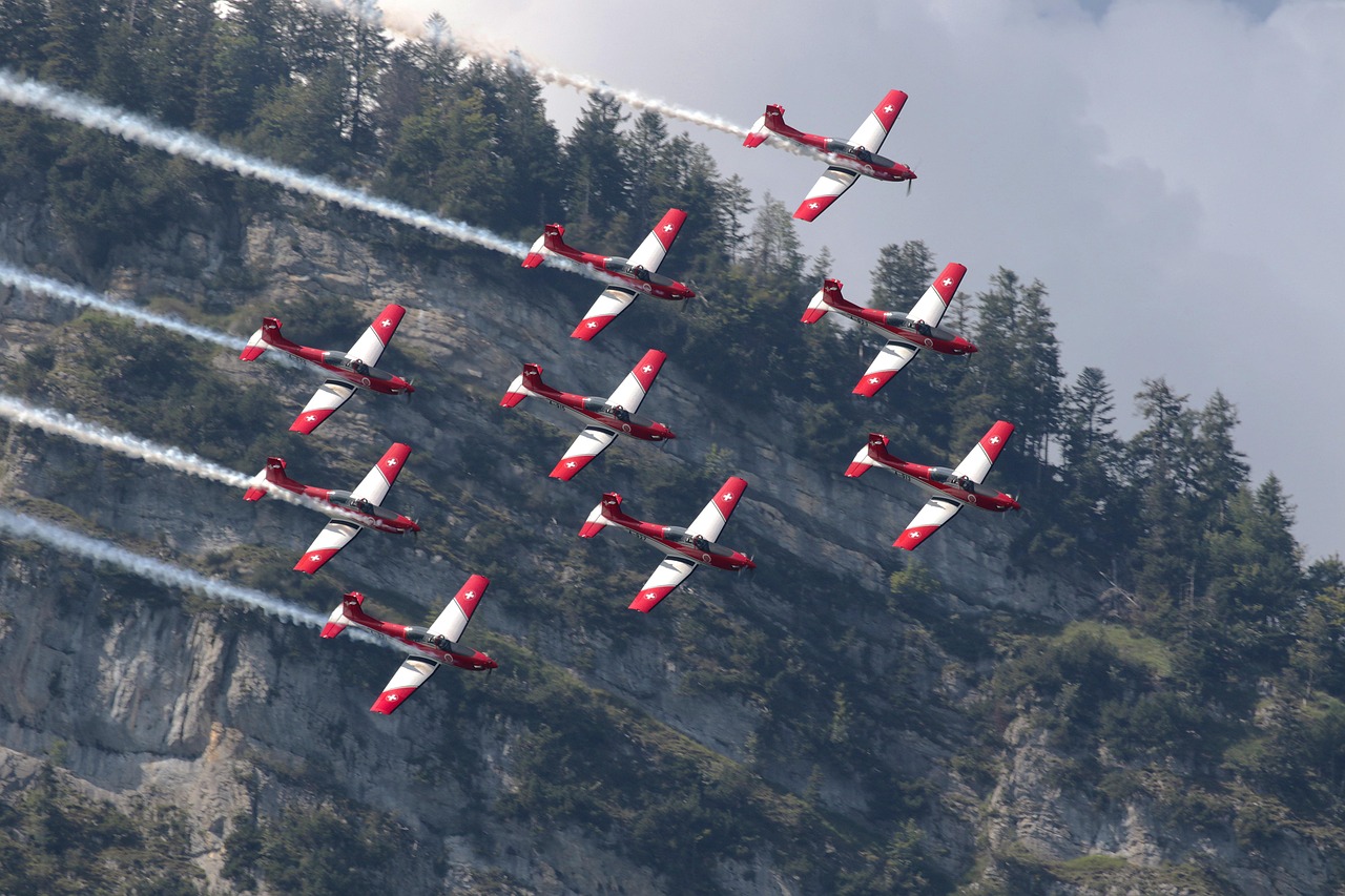 airplanes aircrafts pc 7 team formation pc 7 turbo pc-7 switzerland aerobatics team aerobatic team precision