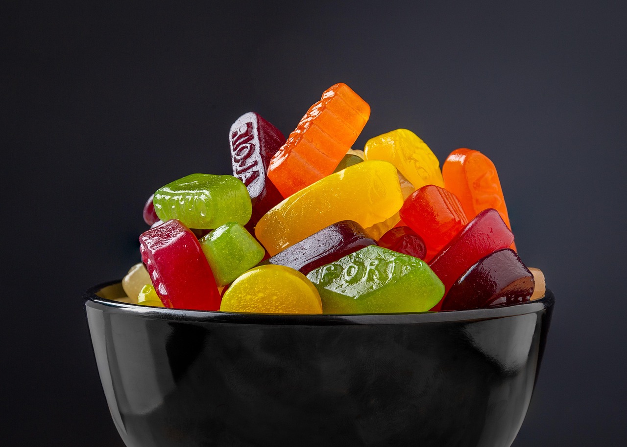 wine gum candies bowl vingummi colorful candies gummies sweet treat delicious closeup gummies gummies gummies gummies gummies