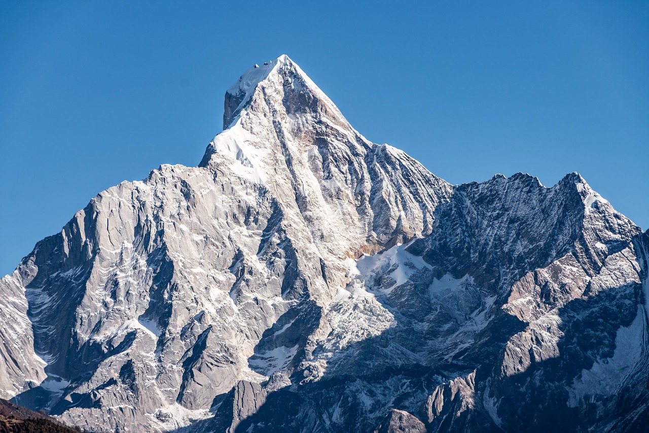 siguniang mountain yaomeifeng nature mountain china sichuan asia snow mountain mountain range mountain peak aba prefecture